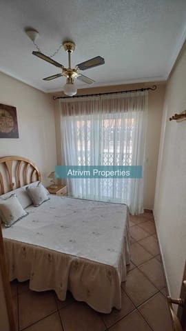 Piso de 3 habitaciones en Centro, Torrevieja en alquiler - 850 € (Ref: 7961985)