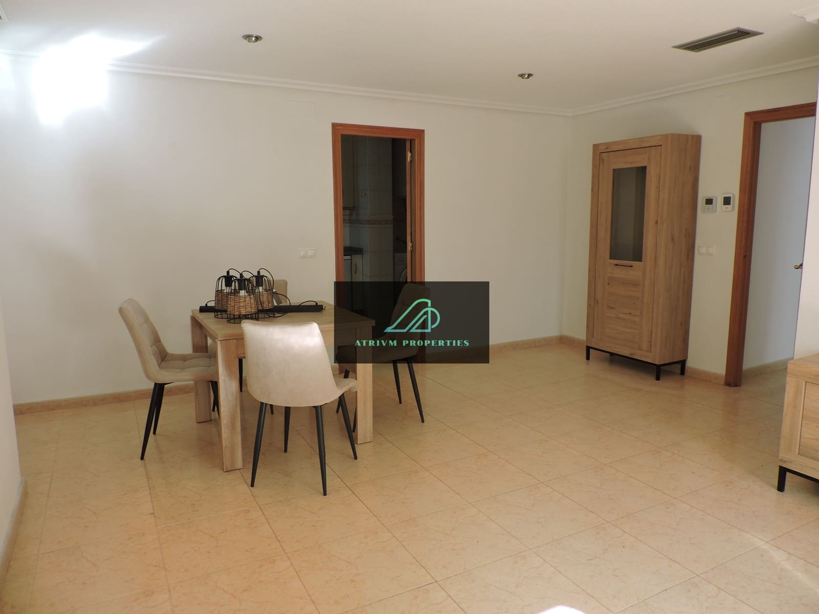 Appartement de 3 chambres à louer à Guardamar del Segura - 950 € (Ref: 8068492)