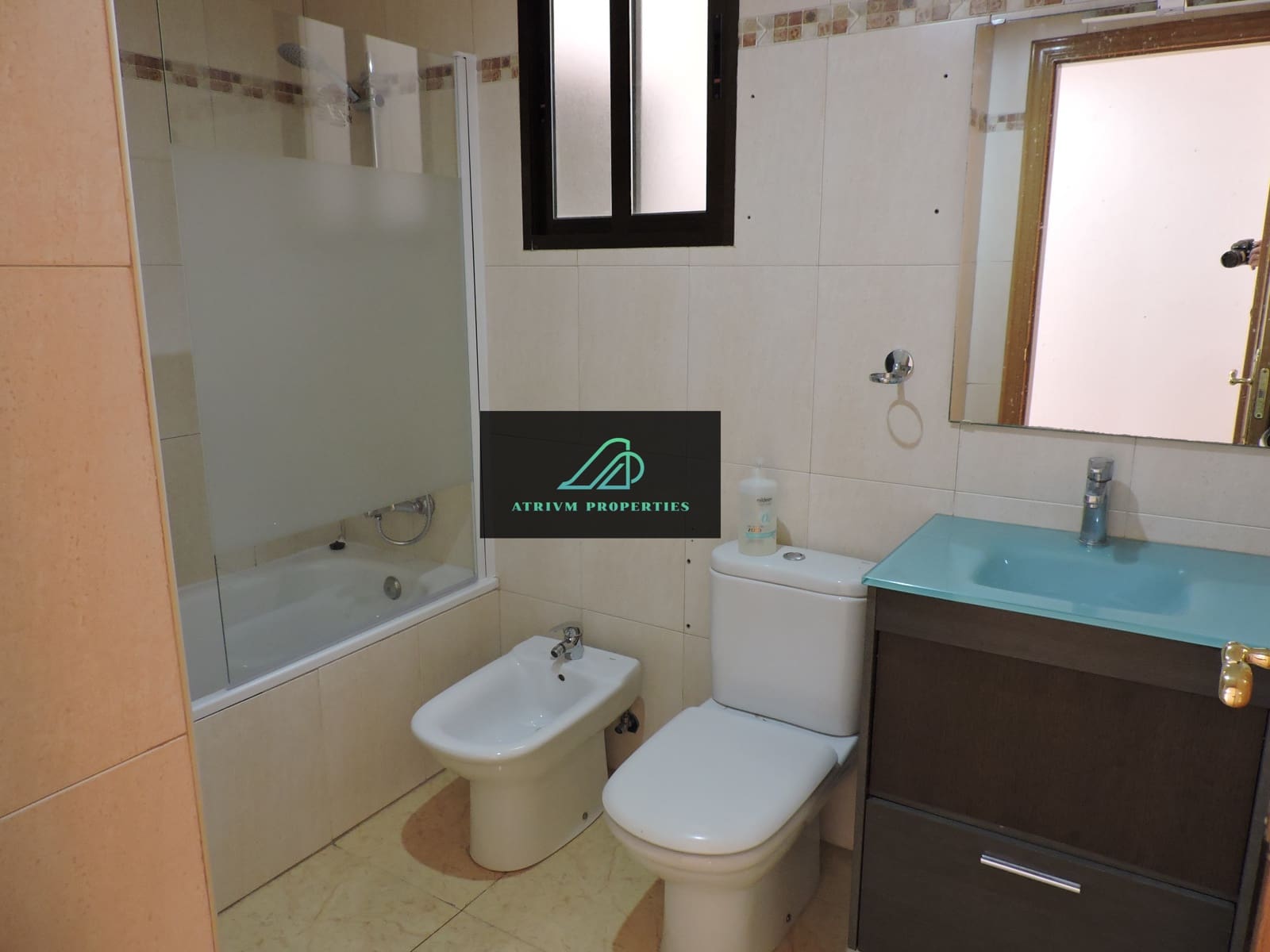 Appartement de 3 chambres à louer à Guardamar del Segura - 950 € (Ref: 8068492)