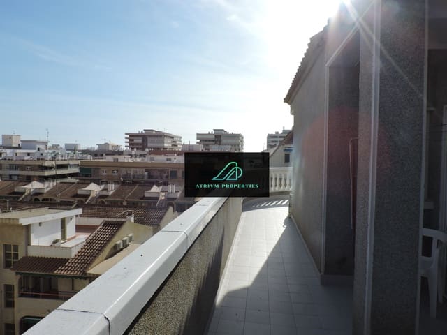 3 makuuhuone Asunto vuokrattavana paikassa Torrevieja - 850 € (Ref: 8084935)