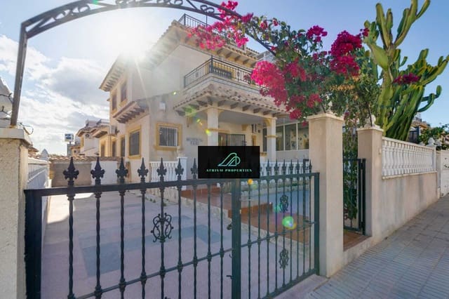 2 makuuhuone Paritalo vuokrattavana paikassa Playa Flamenca, Orihuela mukana uima-altaan - 900 € (Ref: 8148096)