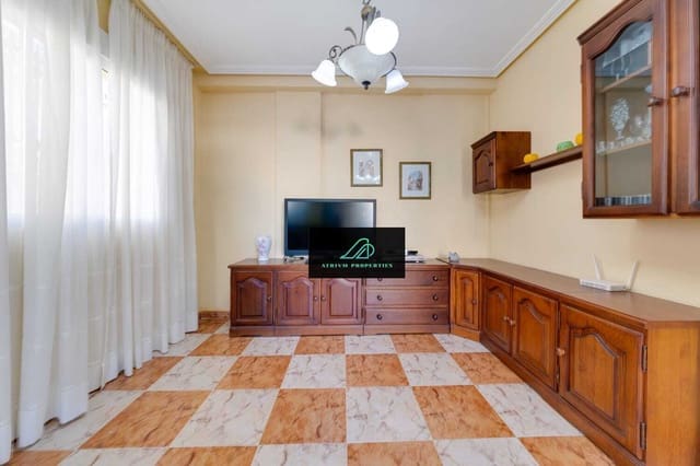 2 makuuhuone Paritalo vuokrattavana paikassa Playa Flamenca, Orihuela mukana uima-altaan - 900 € (Ref: 8148096)