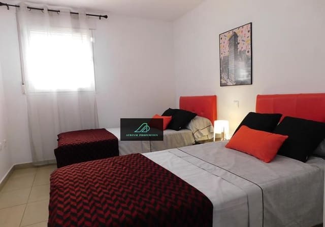 2 sovrum Lägenhet att hyra i Playa Flamenca, Orihuela med pool - 700 € (Ref: 8268826)
