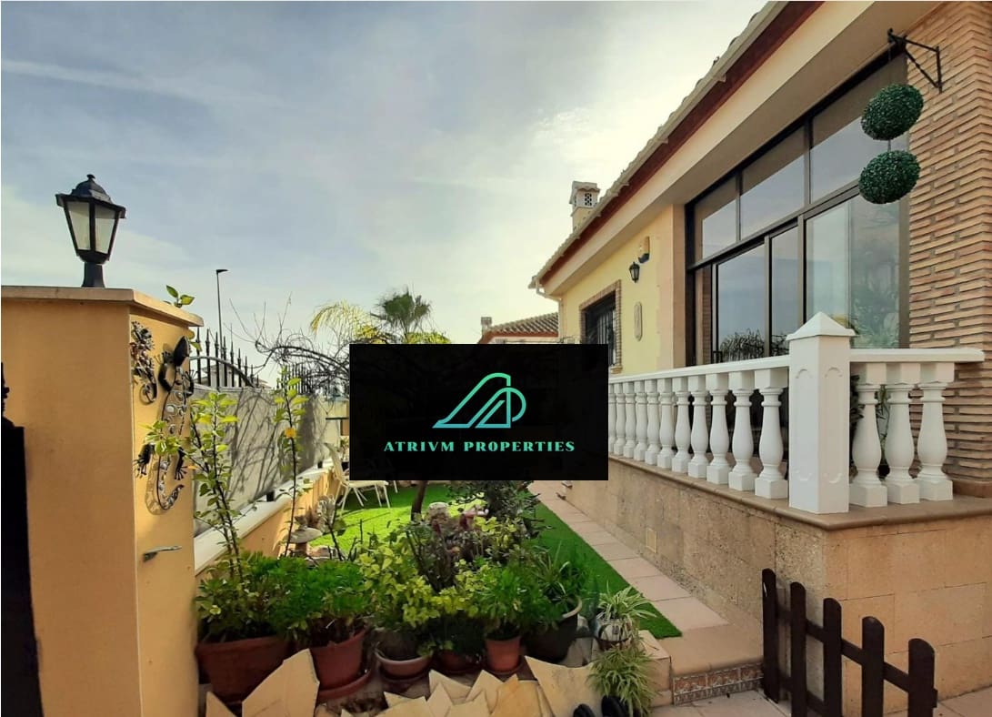 3 soveværelse Villa til leje i Bigastro - € 1.100 (Ref: 8340106)