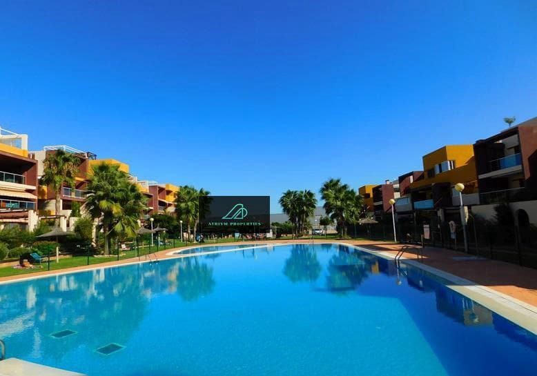 Appartement de 2 chambres à louer à Playa Flamenca avec piscine garage - 725 € (Ref: 8435809)