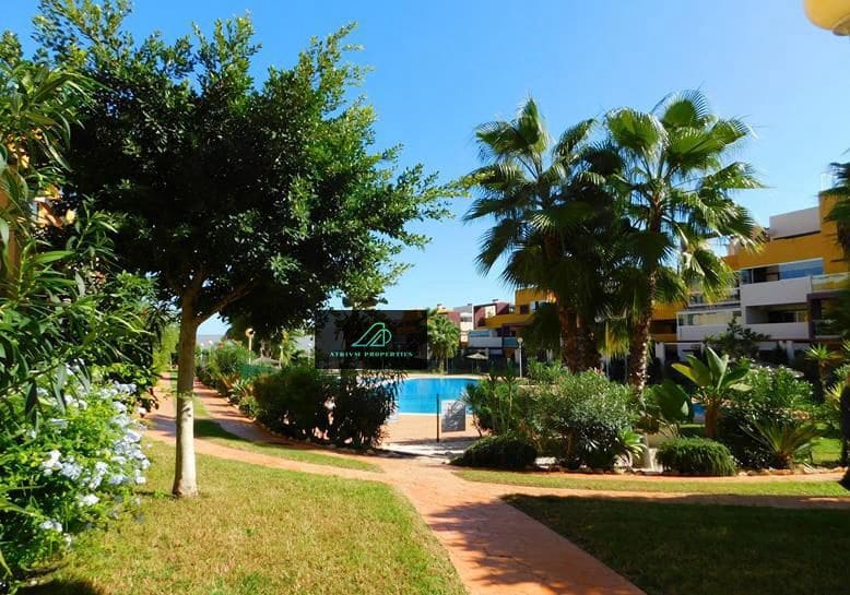 Appartement de 2 chambres à louer à Playa Flamenca avec piscine garage - 725 € (Ref: 8435809)