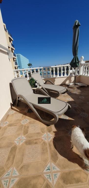 Villa/Maison de 3 chambres à louer à Guardamar del Segura avec piscine - 1 300 € (Ref: 8437517)