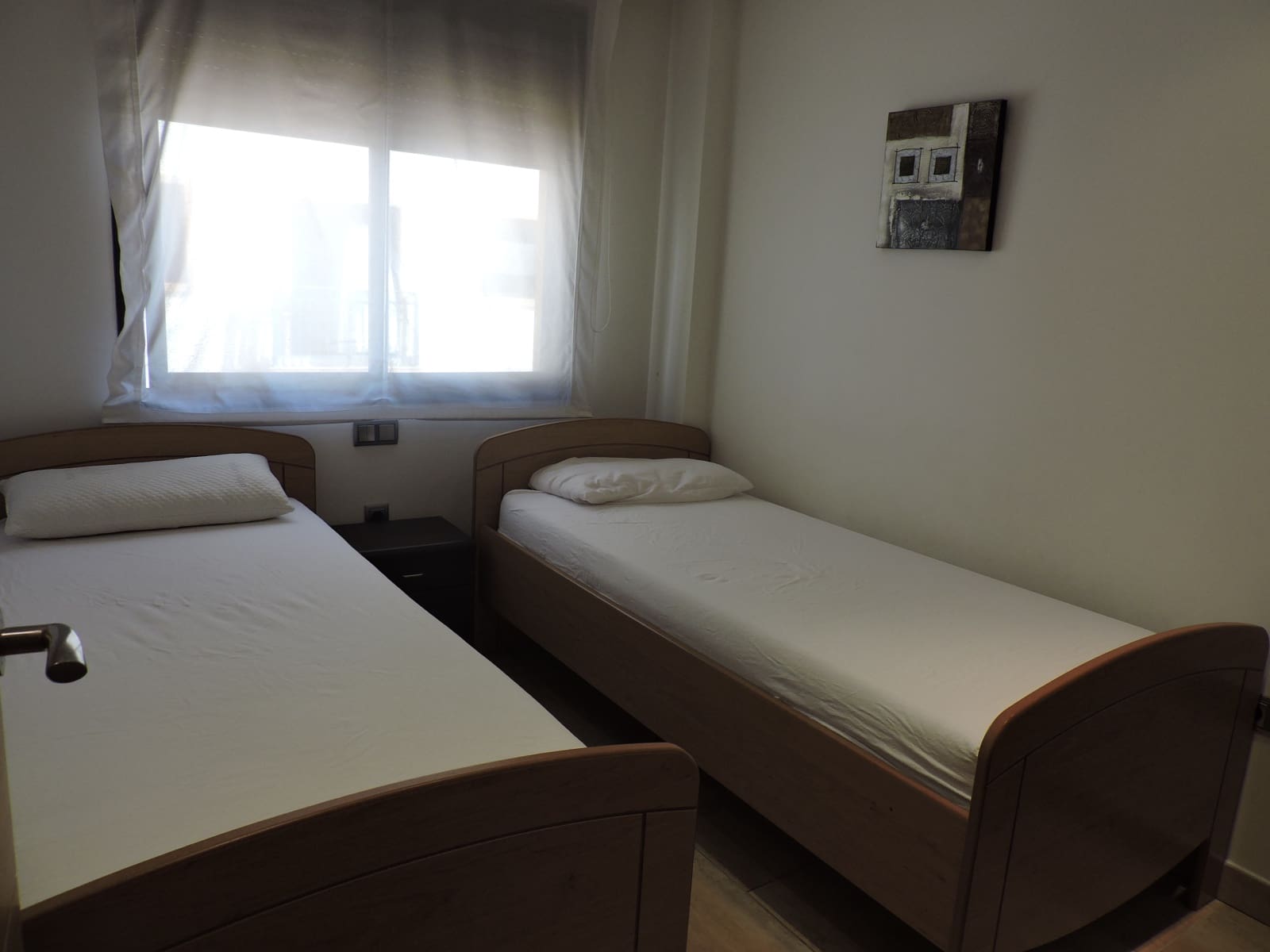 2 slaapkamer Flat te huur in Guardamar del Segura met zwembad - € 1.100 (Ref: 8466864)