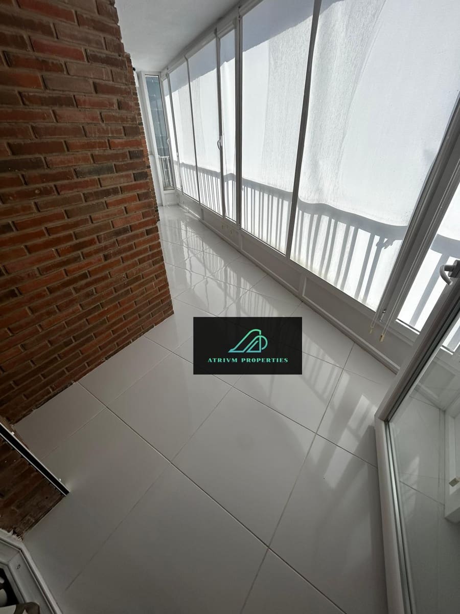 3 soveværelse Lejlighed til leje i Torrevieja - € 1.900 (Ref: 8534686)