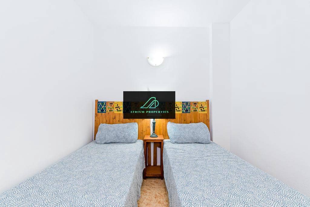 Apartamento de 2 habitaciones en Torrevieja en alquiler con piscina - 725 € (Ref: 8685123)