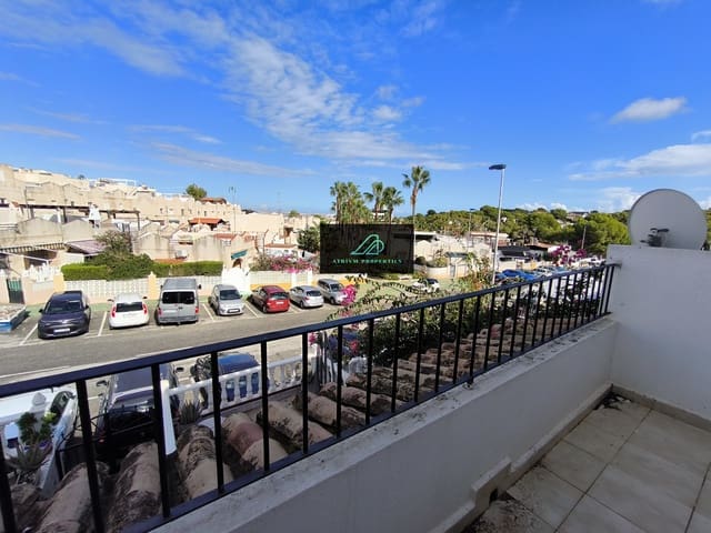 2 makuuhuone Huvila vuokrattavana paikassa Punta Prima, Orihuela - 900 € (Ref: 8698509)