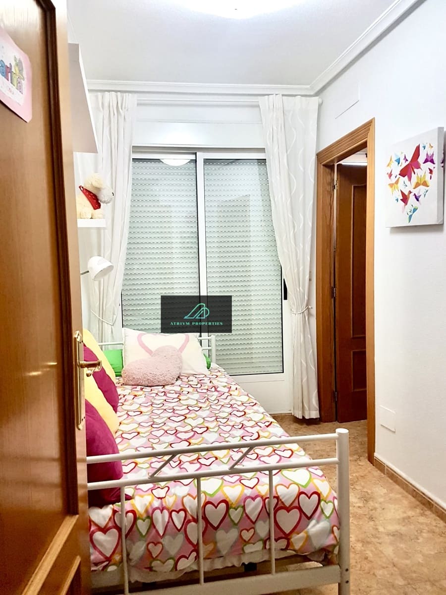 2 bedroom Flat for rent in Guardamar del Segura - € 750 (Ref: 8814843)