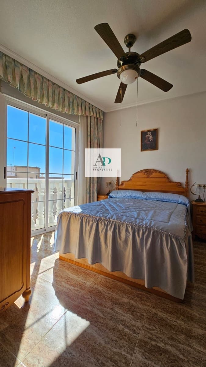 2 soveværelse Lejlighed til leje i Guardamar del Segura - € 800 (Ref: 8930684)