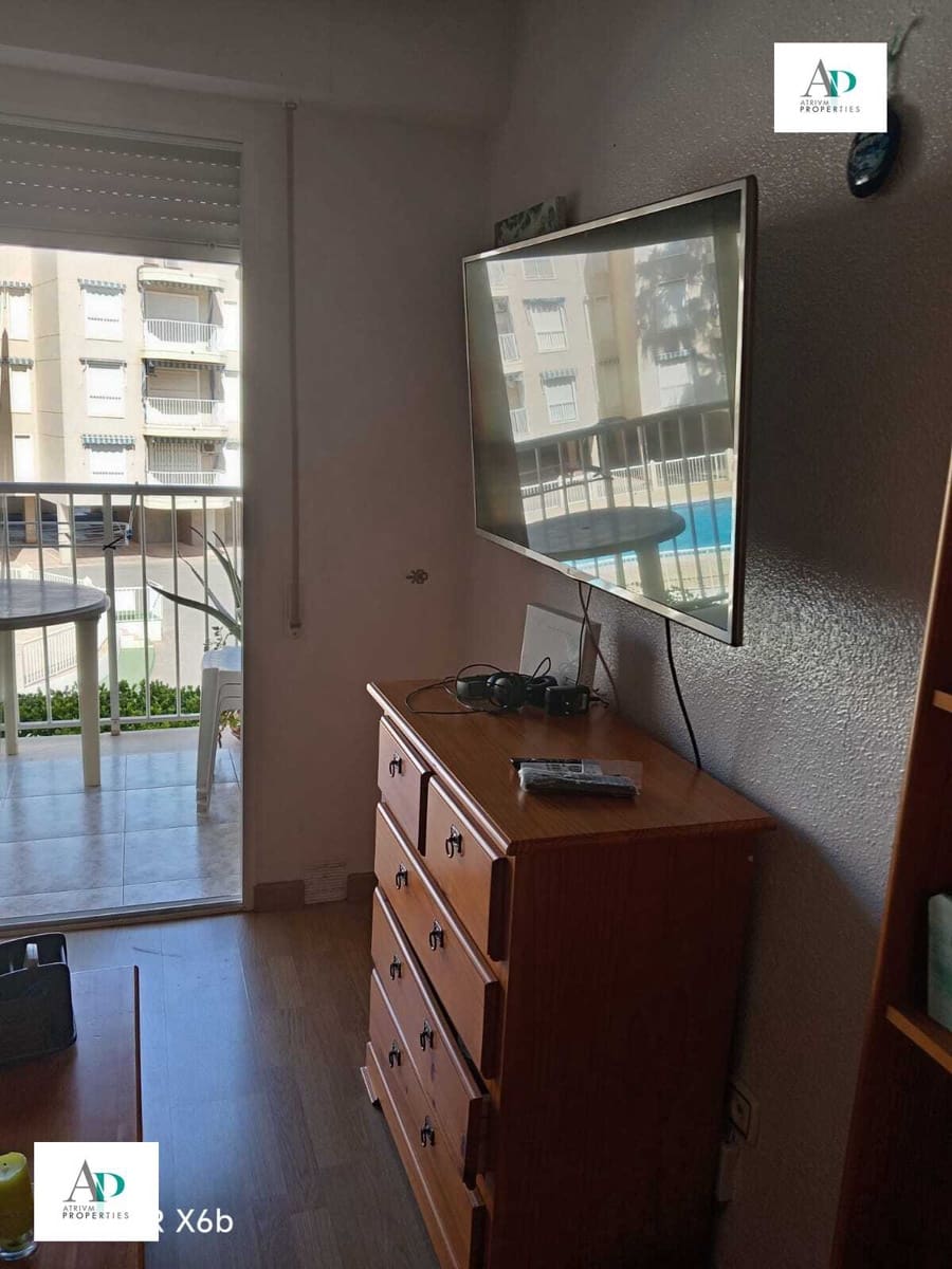 2 Zimmer Wohnung zu vermieten in Santa Pola mit Pool - 750 € (Ref: 8983101)