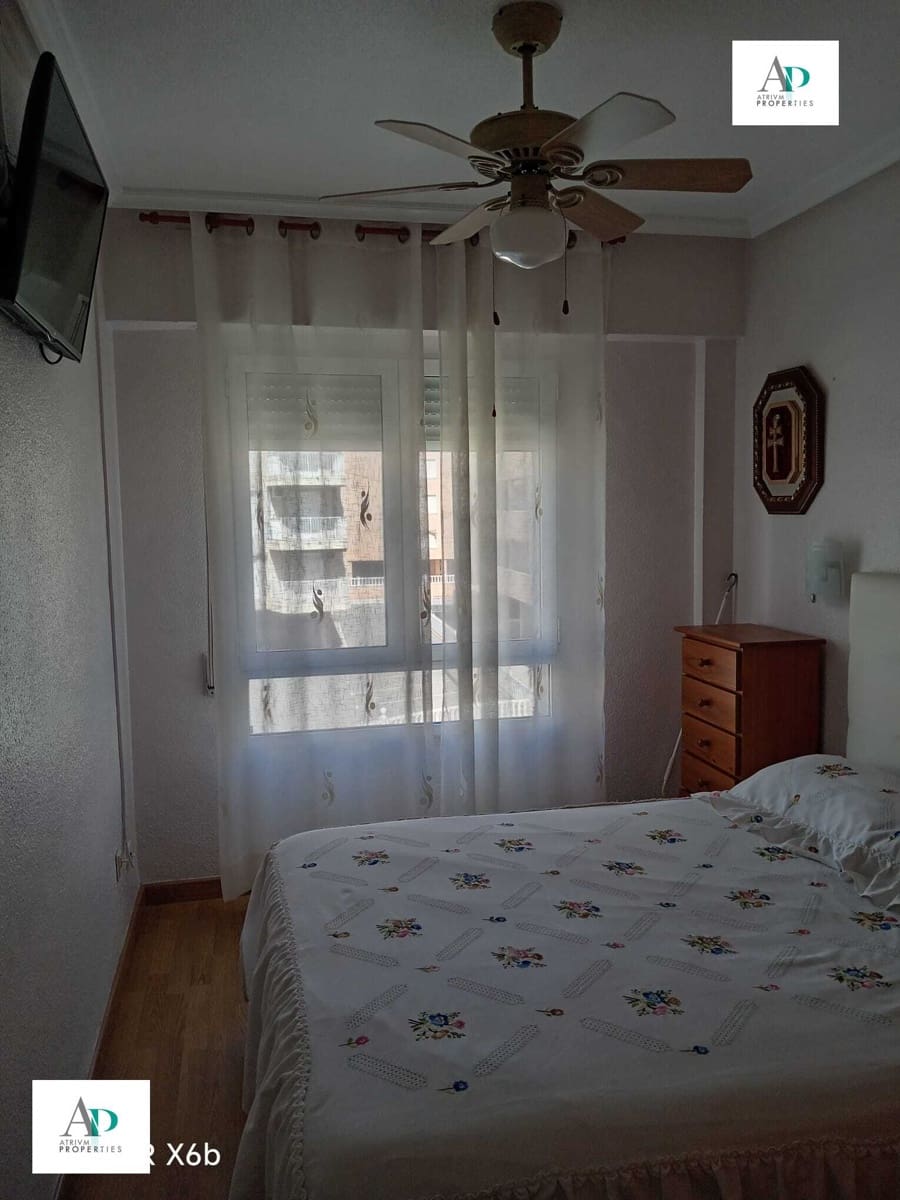 2 Zimmer Wohnung zu vermieten in Santa Pola mit Pool - 750 € (Ref: 8983101)
