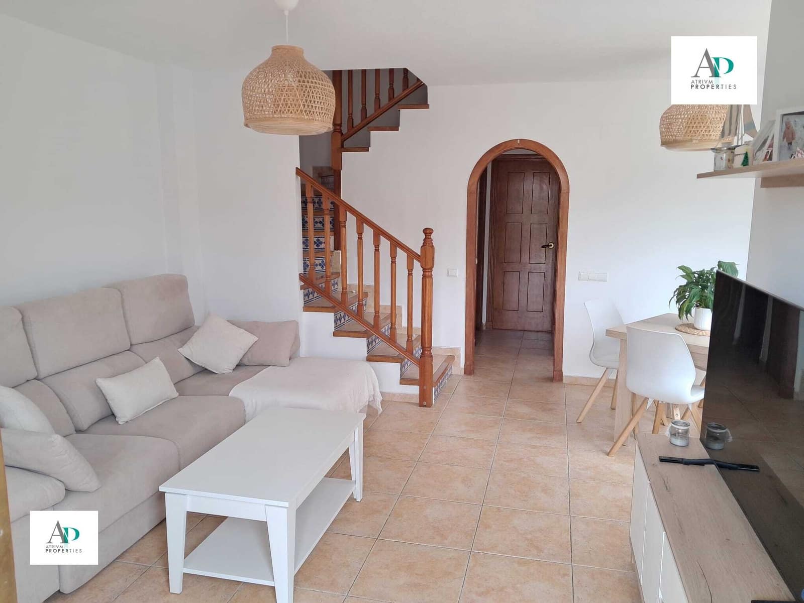 2 soveværelse Villa til leje i Gran Alacant med swimmingpool - € 1.500 (Ref: 9002317)