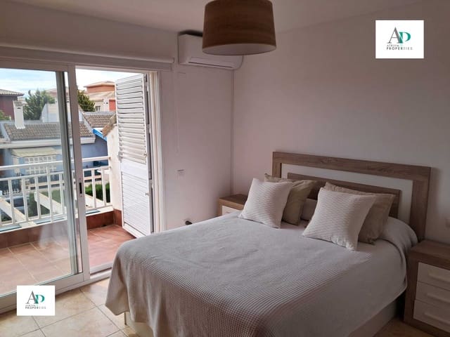 2 soveværelse Villa til leje i Gran Alacant, Santa Pola med swimmingpool - € 1.500 (Ref: 9002317)