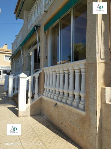 2 slaapkamer Flat te huur in Torrevieja met zwembad - € 700 (Ref: 9003792)