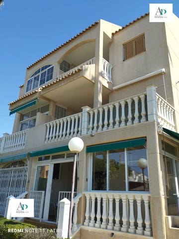 2 soveværelse Lejlighed til leje i Torrevieja med swimmingpool - € 700 (Ref: 9003792)