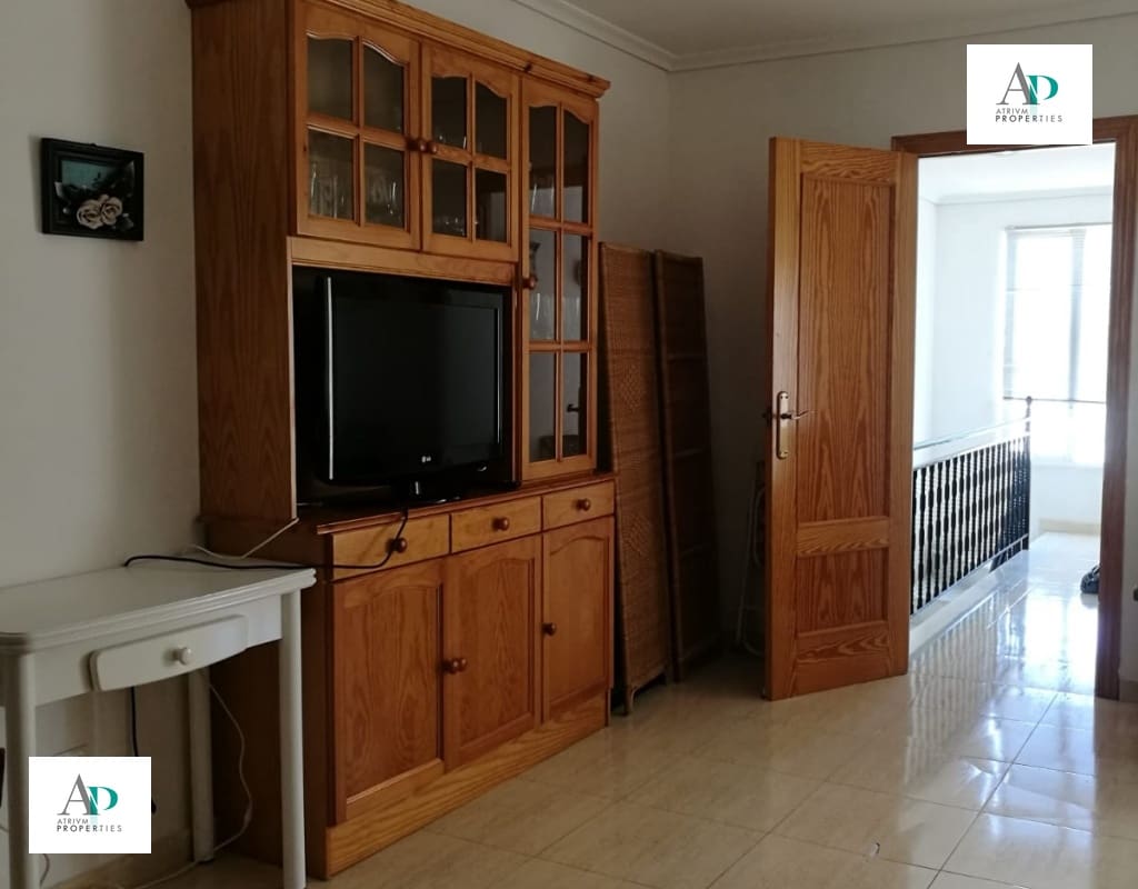 Villa/Maison de 2 chambres à louer à Gran Alacant avec piscine - 600 € (Ref: 9021996)