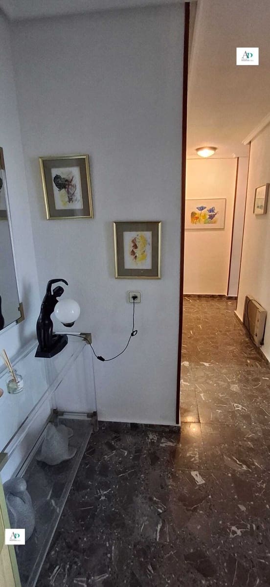 3 bedroom Flat for rent in Torrevieja - € 1,300 (Ref: 9022575)