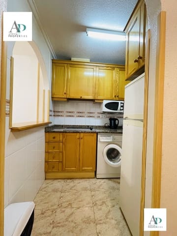 1 makuuhuone Huoneisto vuokrattavana paikassa Torrevieja - 750 € (Ref: 9032394)