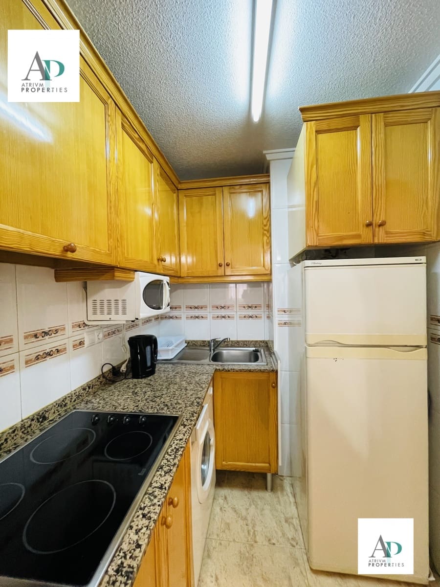 1 makuuhuone Huoneisto vuokrattavana paikassa Torrevieja - 750 € (Ref: 9032394)