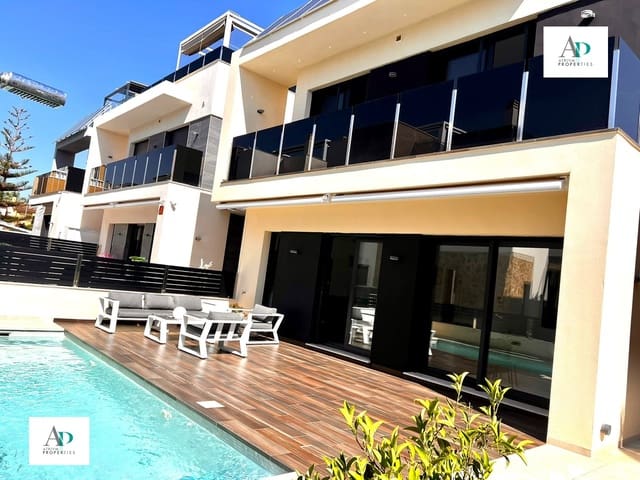 3 bedroom Villa for rent in La Zenia, Orihuela with pool - € 2,400 (Ref: 9036225)