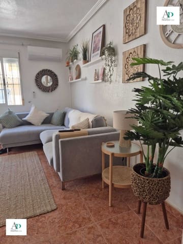 3 soverom Villa til leie i Lomas de Cabo Roig - Los Dolses, Orihuela med svømmebasseng - € 1 300 (Ref: 9049767)