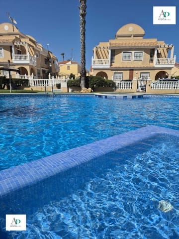 3 soverom Villa til leie i Lomas de Cabo Roig - Los Dolses, Orihuela med svømmebasseng - € 1 300 (Ref: 9049767)