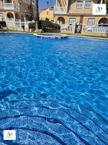 3 soverom Villa til leie i Lomas de Cabo Roig - Los Dolses, Orihuela med svømmebasseng - € 1 300 (Ref: 9049767)