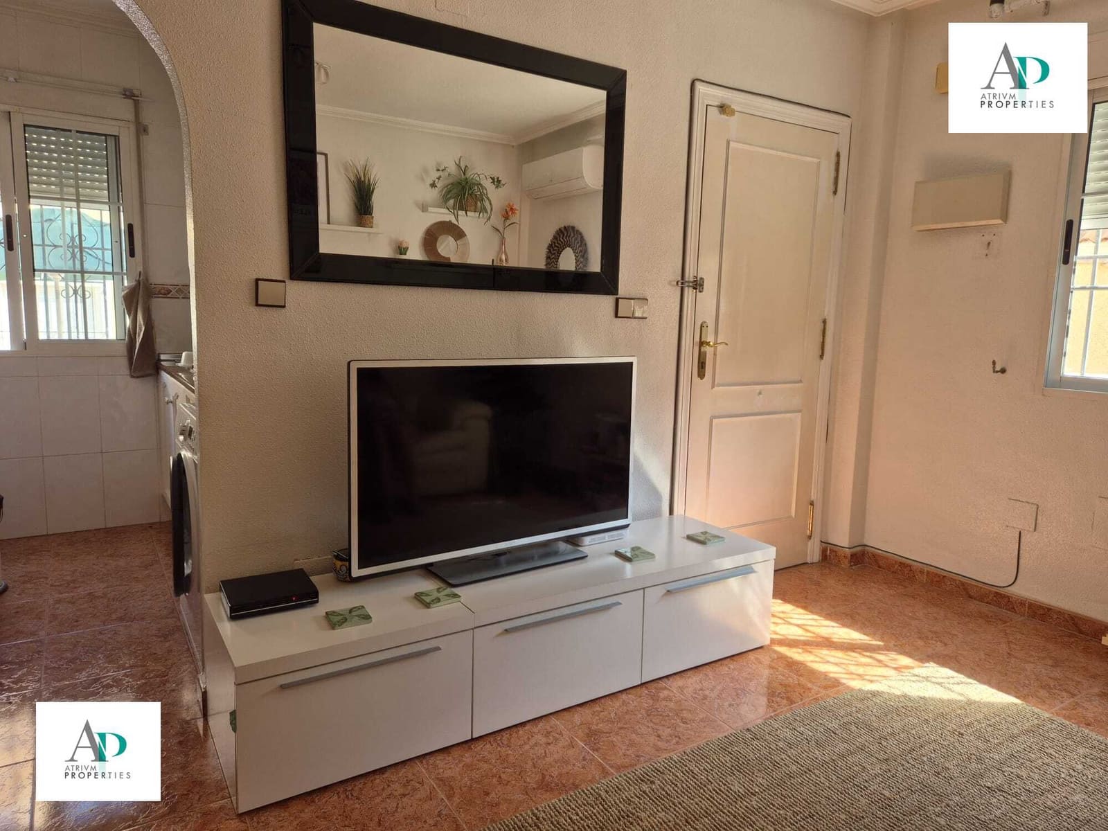 3 soverom Villa til leie i Orihuela Costa med svømmebasseng - € 1 300 (Ref: 9049767)