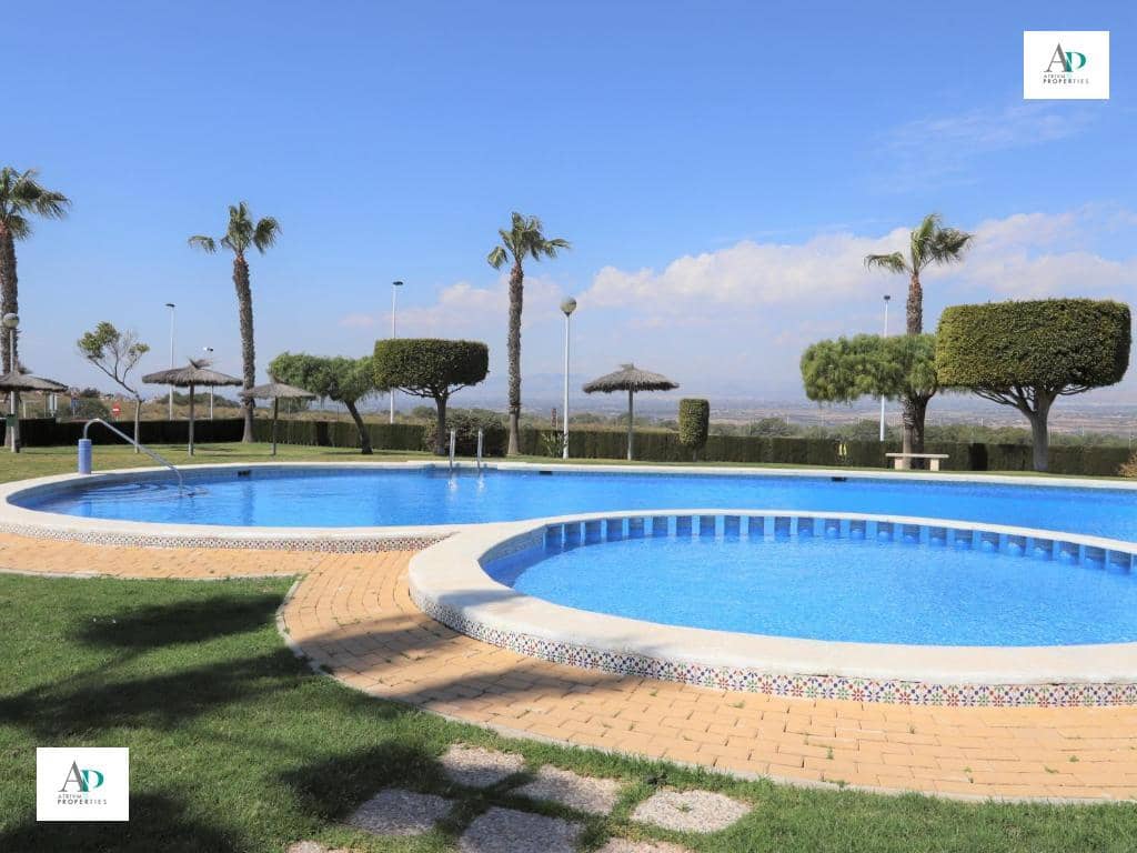 2 quarto Apartamento para arrendar em Gran Alacant com piscina - 850 € (Ref: 9063720)
