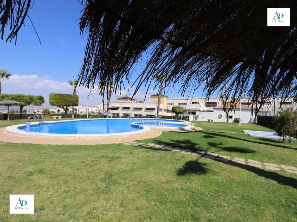 2 quarto Apartamento para arrendar em Gran Alacant com piscina - 850 € (Ref: 9063720)