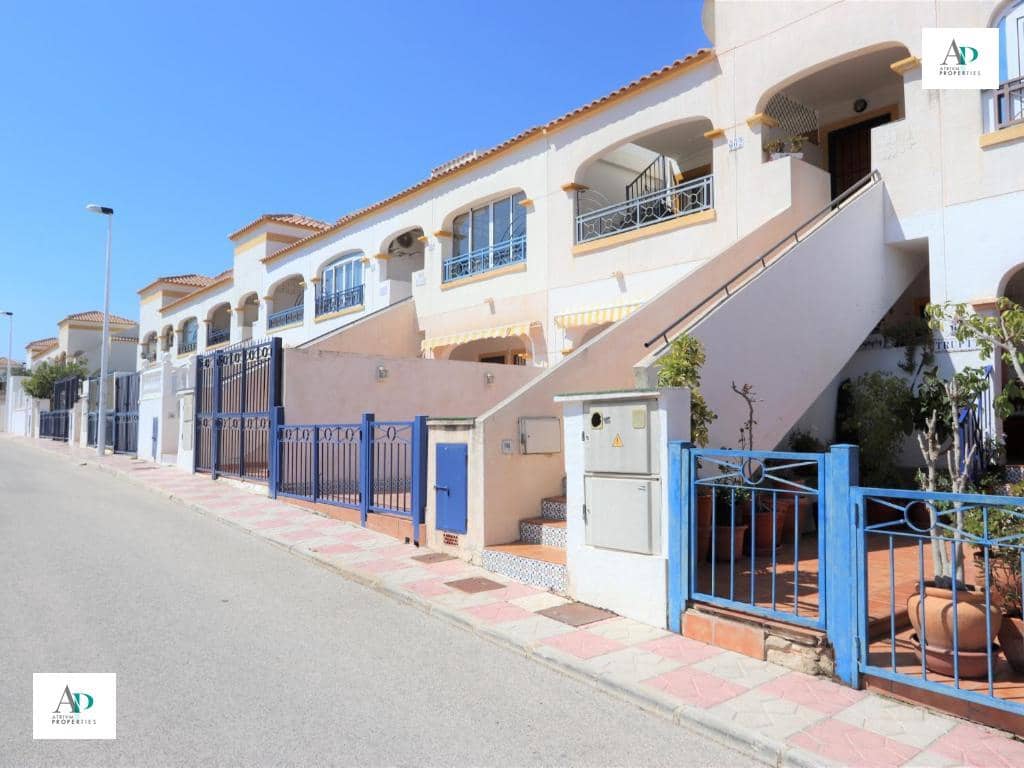 2 quarto Apartamento para arrendar em Gran Alacant com piscina - 850 € (Ref: 9063720)