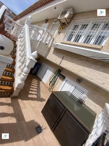 3 soveværelse Villa til leje i La Mata, Torrevieja - € 1.100 (Ref: 9113154)