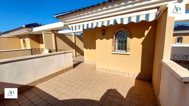 3 bedroom Villa for rent in Torre de la Horadada, Pilar de la Horadada with pool - € 850 (Ref: 9131533)