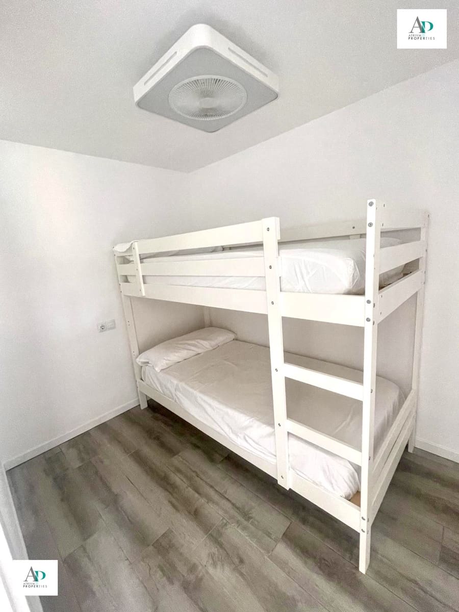 Apartamento de 2 habitaciones en Mil Palmeras en alquiler - 675 € (Ref: 9144053)