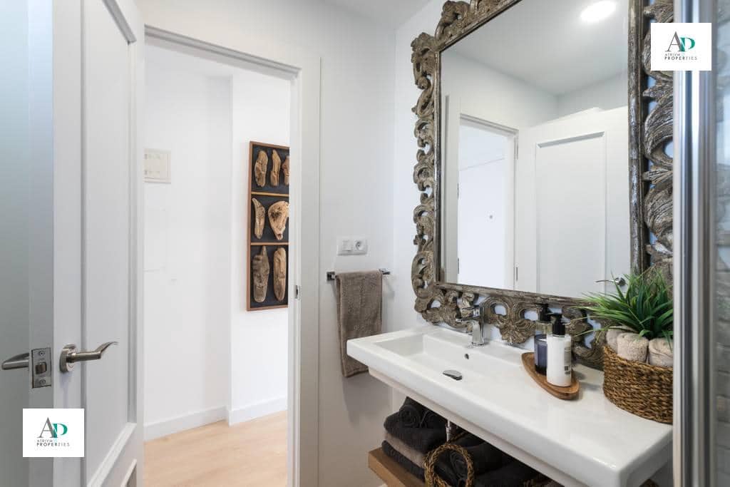 2 slaapkamer Appartement te huur in Arenales del Sol met zwembad - € 850 (Ref: 9192641)