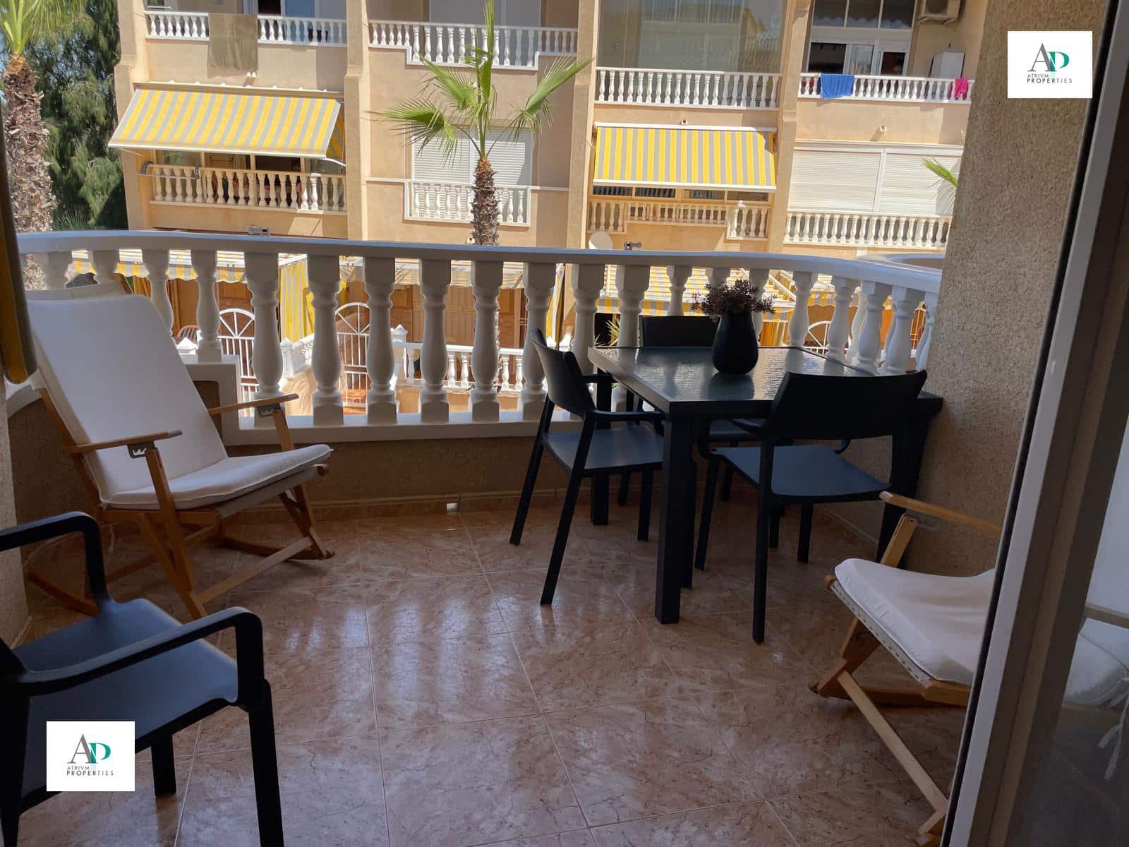 2 makuuhuone Asunto vuokrattavana paikassa Guardamar del Segura mukana uima-altaan - 750 € (Ref: 9194833)