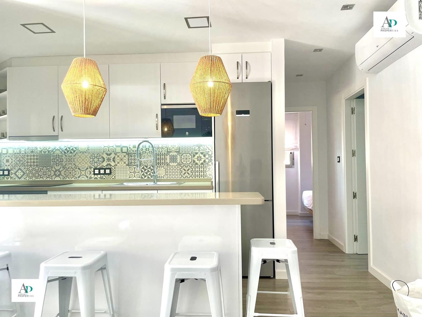 Appartement de 2 chambres à louer à Guardamar del Segura avec piscine - 950 € (Ref: 9197004)