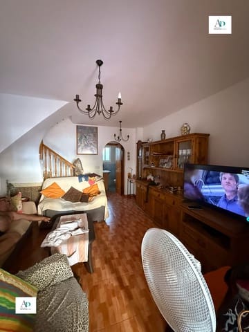 2 bedroom Villa for rent in Torrevieja with pool - € 700 (Ref: 9220502)