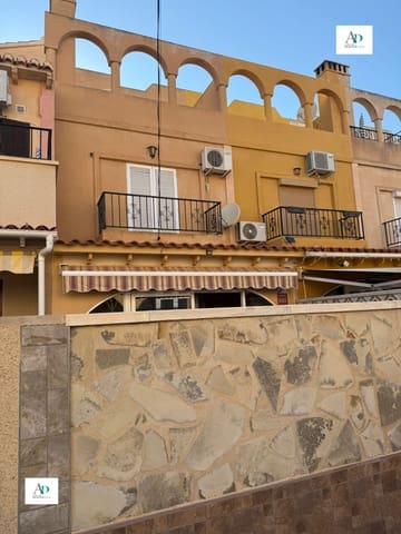 2 bedroom Villa for rent in Torrevieja with pool - € 700 (Ref: 9220502)