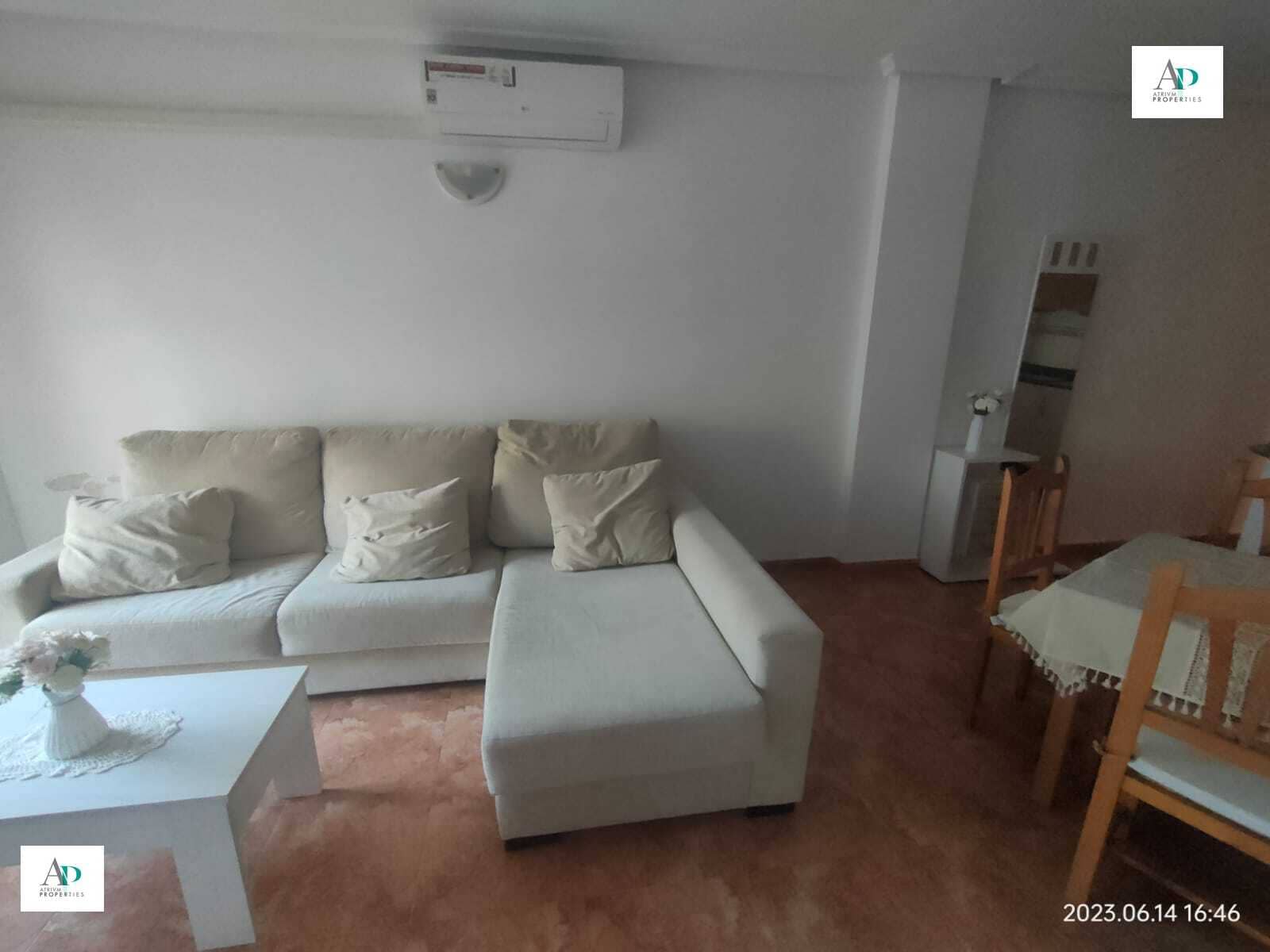 2 bedroom Apartment for rent in Torrevieja with pool - € 750 (Ref: 9221451)