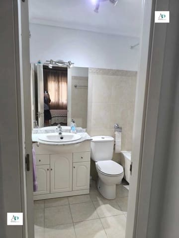 2 soveværelse Lejlighed til leje i Jacarilla med swimmingpool - € 700 (Ref: 9227663)