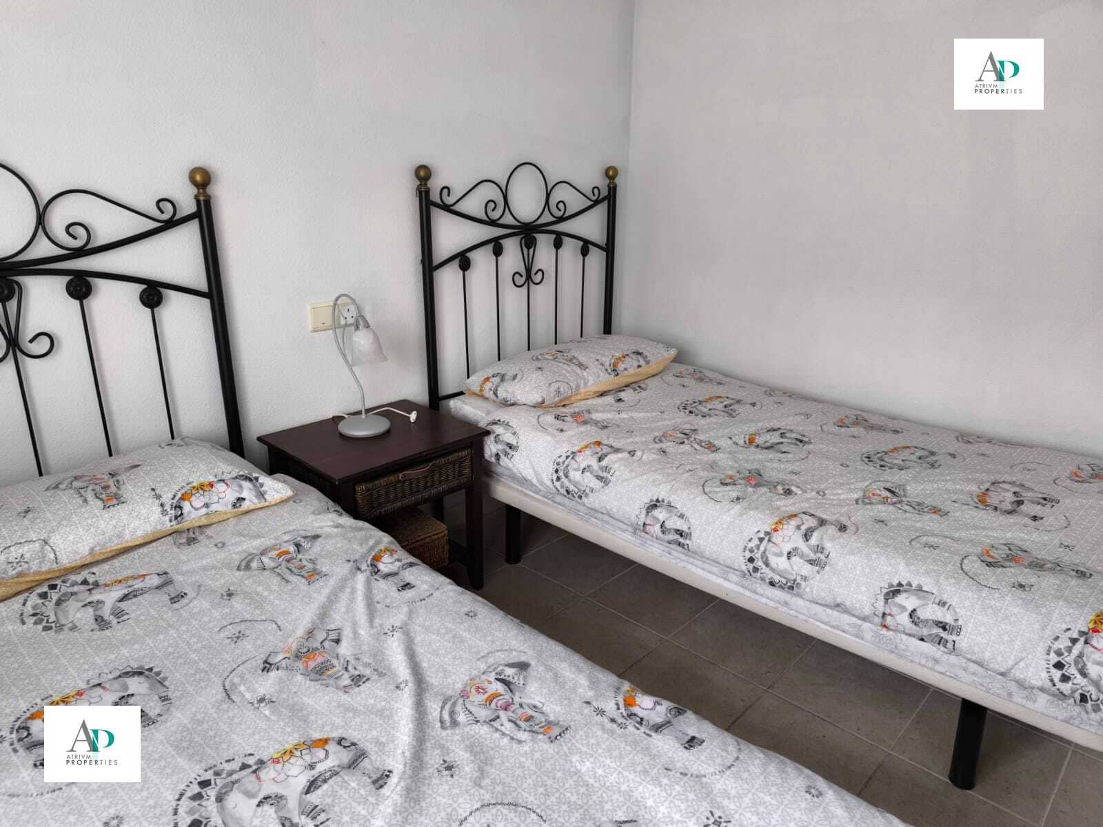 2 soveværelse Lejlighed til leje i Jacarilla med swimmingpool - € 700 (Ref: 9227663)