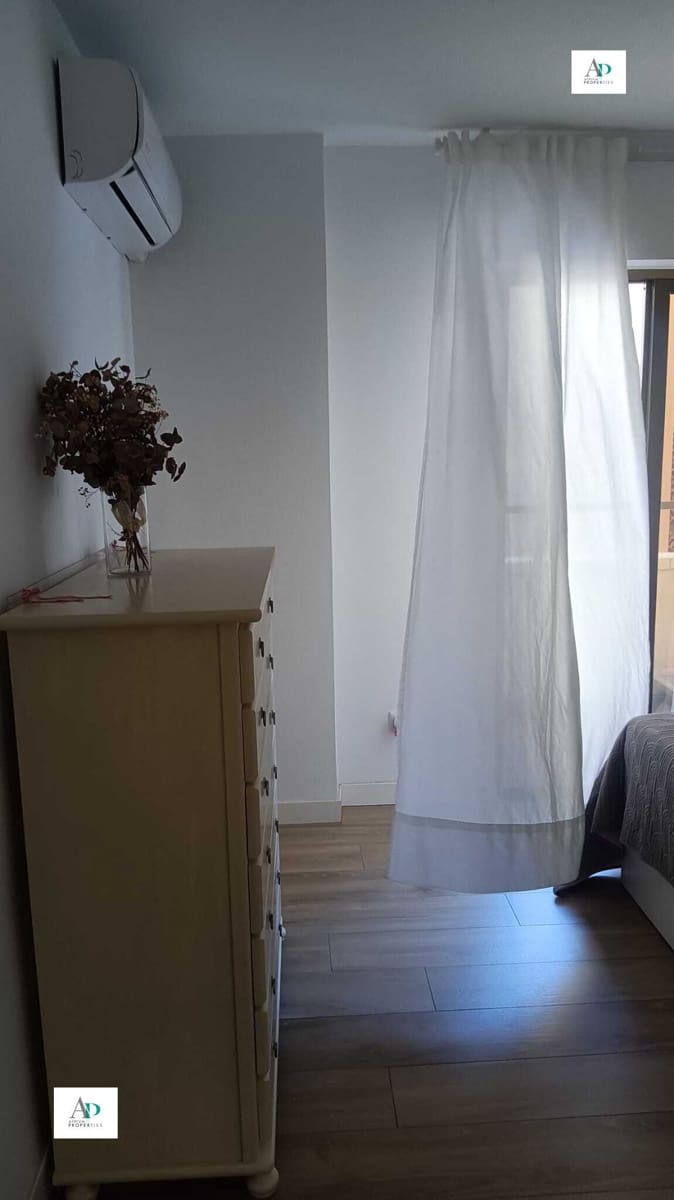 3 soveværelse Lejlighed til leje i Guardamar del Segura - € 850 (Ref: 9278285)