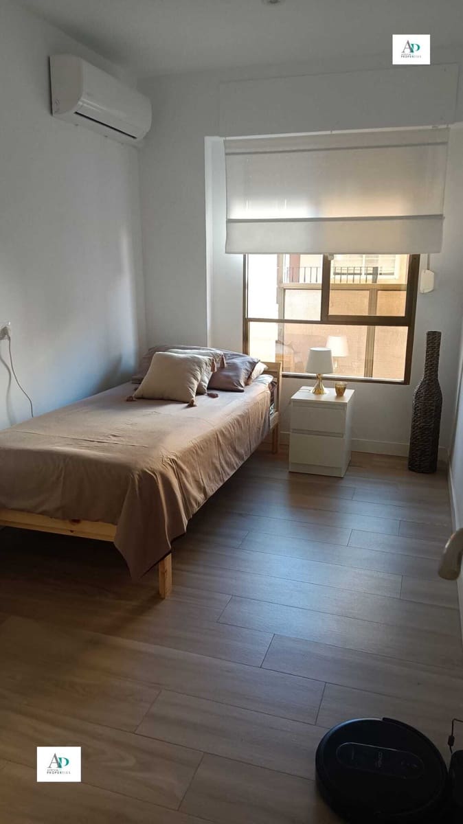 3 soveværelse Lejlighed til leje i Guardamar del Segura - € 850 (Ref: 9278285)