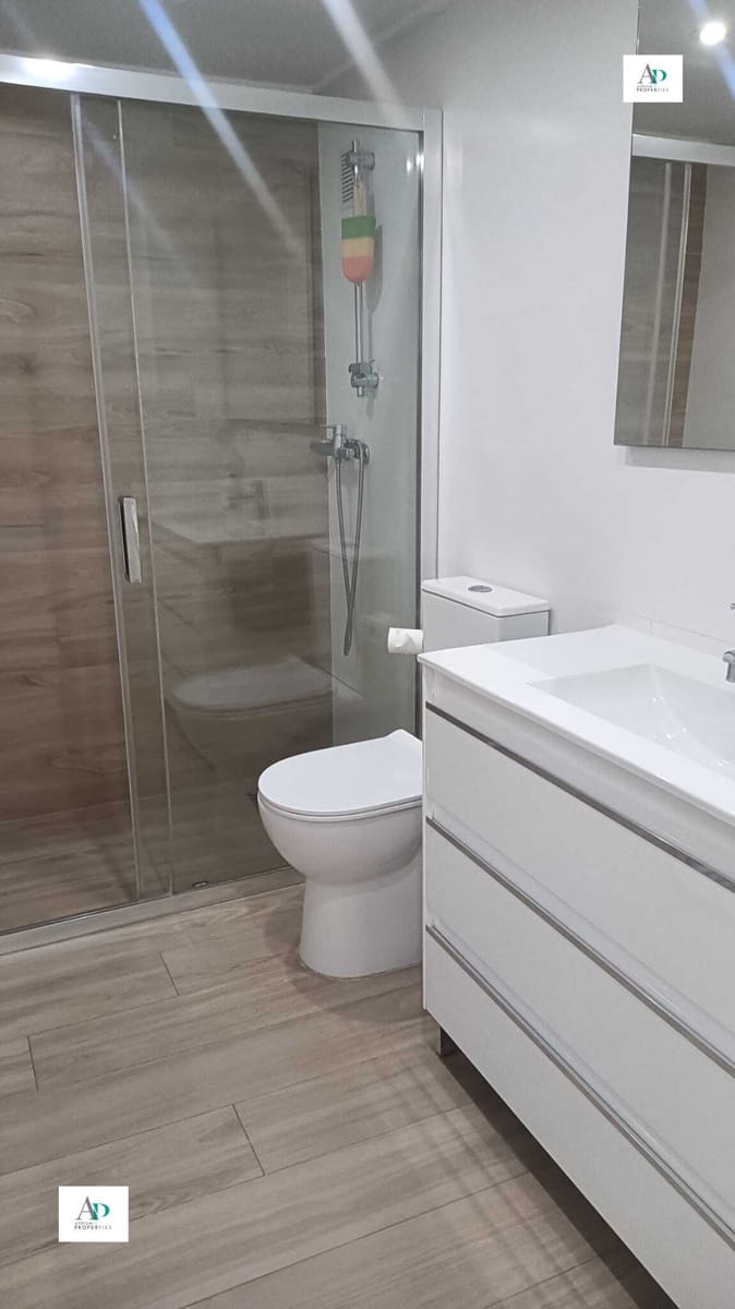 Appartement de 3 chambres à louer à Guardamar del Segura - 850 € (Ref: 9278287)