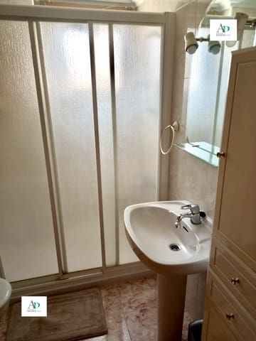 Piso de 2 habitaciones en Rocio del Mar, Torrevieja en alquiler con piscina - 775 € (Ref: 9309094)